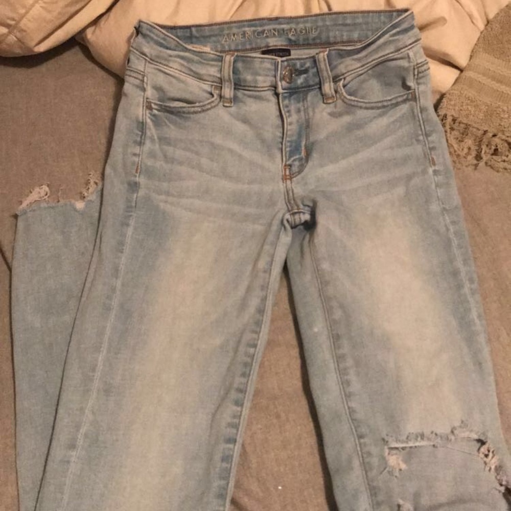 American eagle light wash skinny jeans